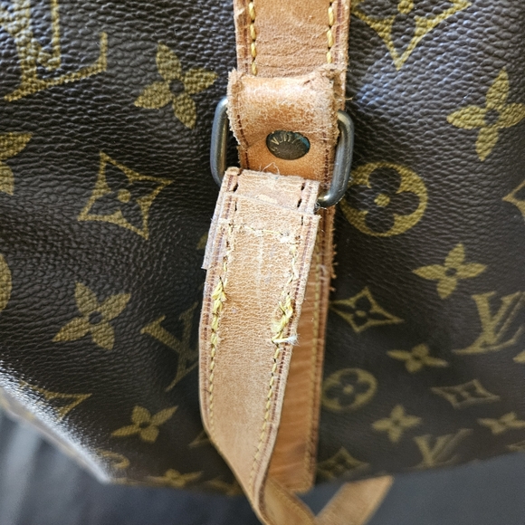 LV SHOPPING TOTE WITH RED AUTHENTIC BAG TAG (key chain not LV) - Picture 14 of 16